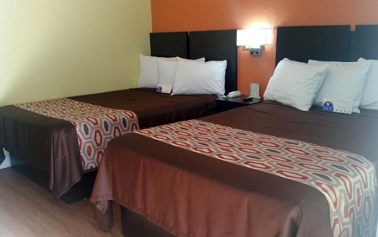 Americas Best Value Inn And Suites Groves Exterior foto