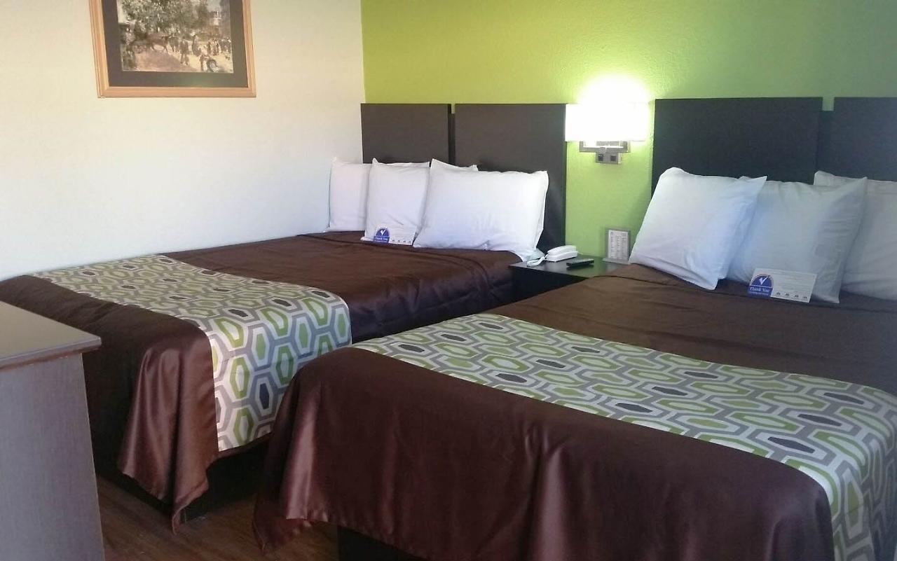 Americas Best Value Inn And Suites Groves Exterior foto