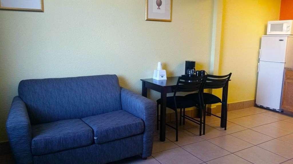 Americas Best Value Inn And Suites Groves Quarto foto
