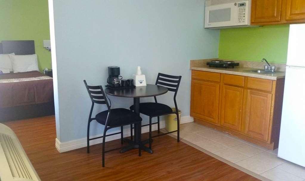 Americas Best Value Inn And Suites Groves Quarto foto