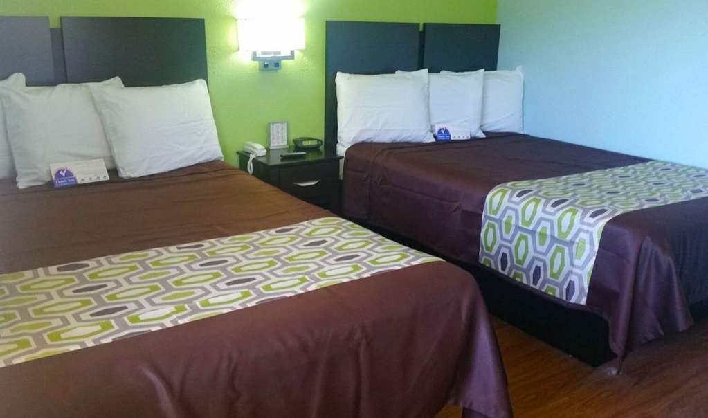 Americas Best Value Inn And Suites Groves Quarto foto
