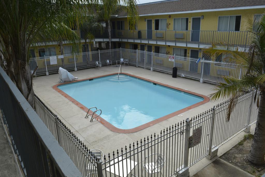 Americas Best Value Inn And Suites Groves Exterior foto