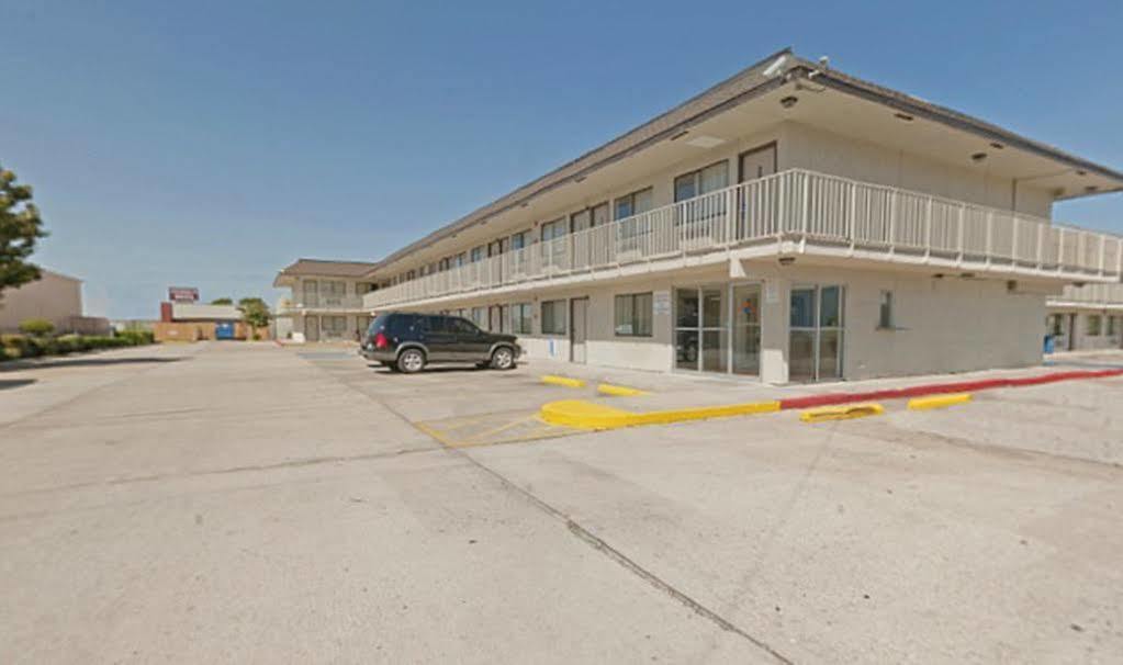 Americas Best Value Inn And Suites Groves Exterior foto
